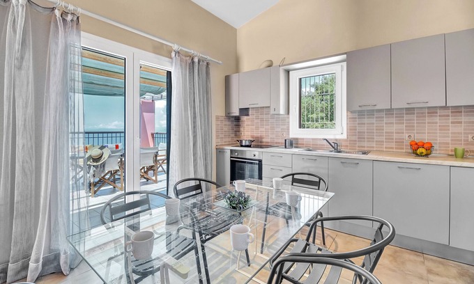Drimonas Apartment | Apartment 'Villa Afrodite' with Sea View, Wi-Fi and Air Conditioning