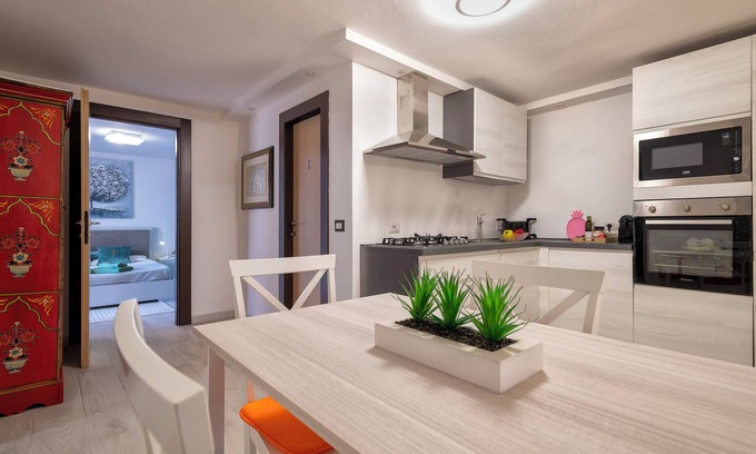 Sorso Apartment | Apartment 'Villa Terranova' with Shared Terrace, Wi-Fi and Air Conditioning