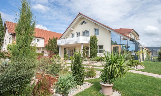 Meckenbeuren Apartment | Apartment “Welte” close to Lake Constance with Mountain View, Garden & Pool