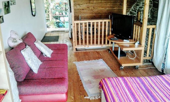 Reetz Apartment | Apartment with flair, quiet location, large garden directly at forest/meadow, large swimming lake at 2km,