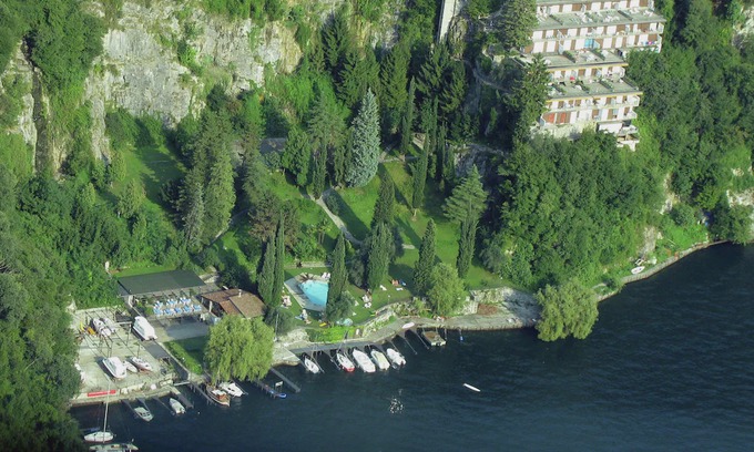Faggeto Lario Apartment | Apartment with 2 bedrooms, a large terrace with magnificent view of the lake