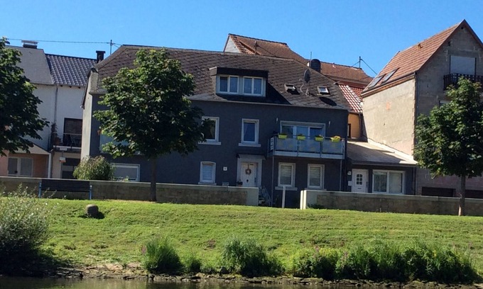 Oberbillig House | Apartment with a direct view of the Moselle and Sauer. Luxembourg border