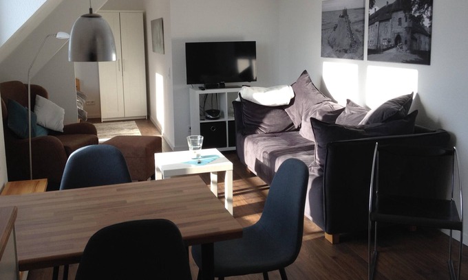 Dringenberg Apartment | Apartment with a view in the castle village of Dringenberg