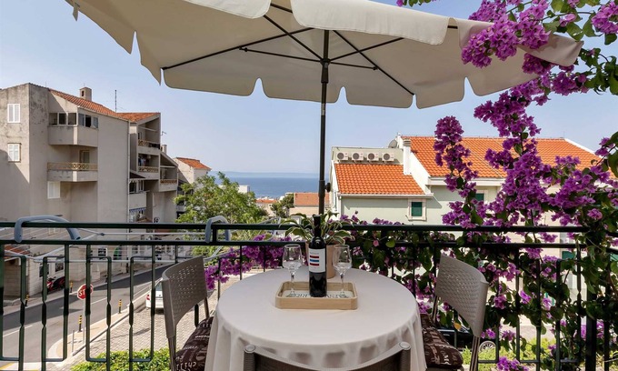 Zelenka Apartment | Apartment with balcony!