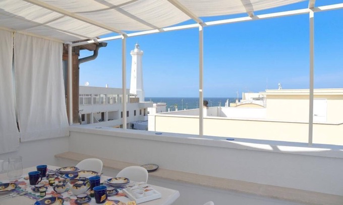 Torre Canne Apartment | Apartment with large terrace with sea view - La Terrazza di Alcino