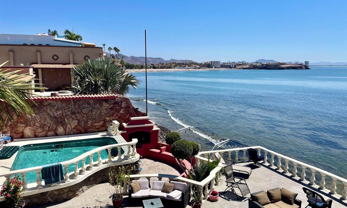San Carlos Apartment | Apartment with private pool, oceanfront