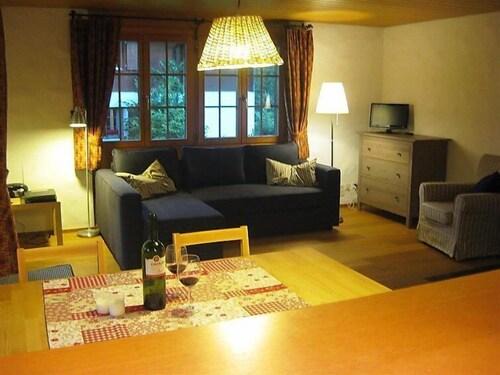 Saanenmoeser Apartment | Apartment Zapfe Moore