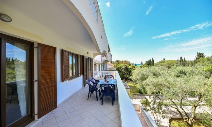 Muline Apartment | Apartment Zlatko - 100m from the sea A2(4) - Muline, Island Ugljan, Croatia
