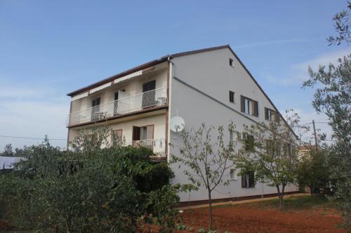 Muline Apartment | Apartments by the sea Muline, Ugljan - 8520