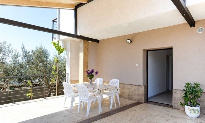 Rtina Apartment | Apartments Edi (105881-A4) - Rtina