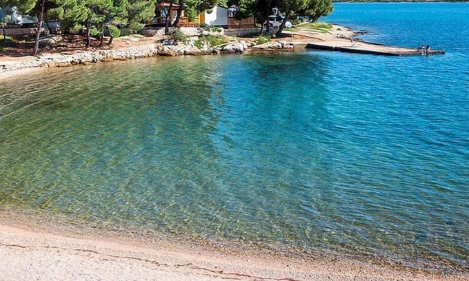 Pirovac Apartment | Apartments Fortuna in Pirovac, close to the seabeach