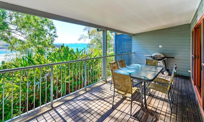 Hamilton Island Apartment | Apartments in Hamilton Island, Australia