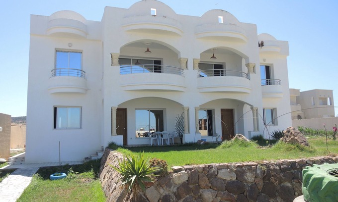 Hammam Al Agzaz Apartment | Apartments on the beach