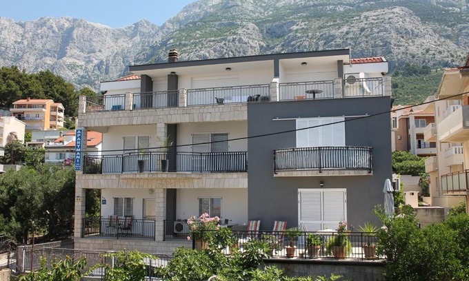 Gorinka Apartment | Apartments with parking space Makarska - 21911