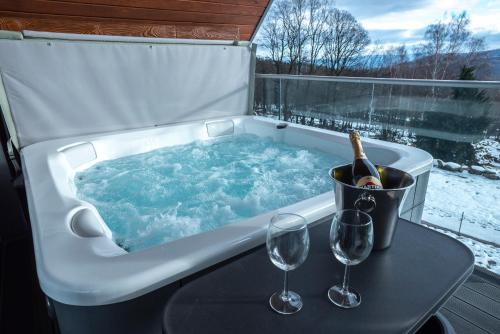 Szklarska Poreba Apartment | Aparts4U - Kras Resort Apartament A302 z prywatnym jacuzzi, sauną i widokiem na góry