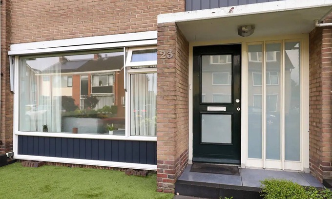 Apeldoorn Zuid House | Apeldoorn - spacious family home with 5 bedrooms
