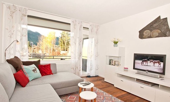 Schwarzenbach Apartment | App 1/6 - Moderne Fewo für bis 5 P. m. Balkonen + Bergblick - Ferienappartements Weissensee