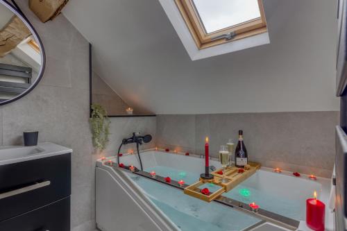 Montereau-Fault-Yonne Apartment | Appart confort balnéothérapie 15min Fontainebleau