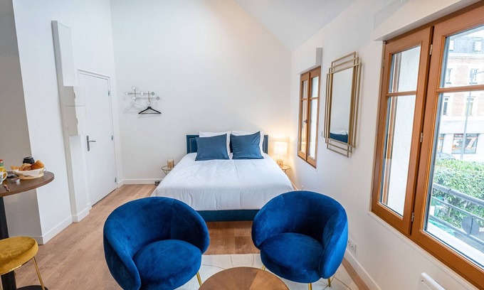 Saint-Quentin Apartment | Appart'Hôtel Le Gatsby, Apartment Le Magnifique downtown