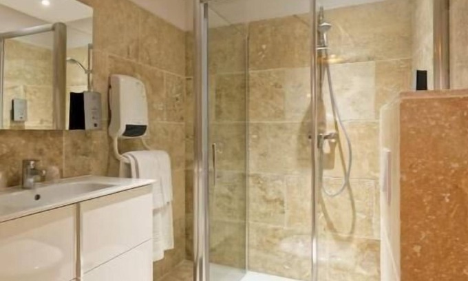 Autun Hotel | Appart 'hôtel Pied à Terre 2