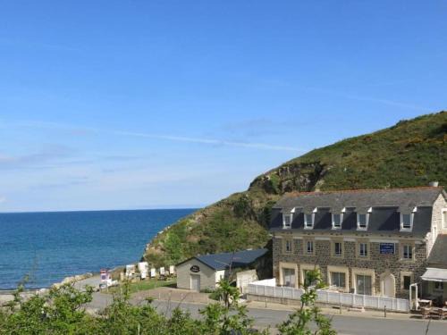 Planguenoual Apartment | Appart les Mouettes-face à la mer et au sentier des douaniers