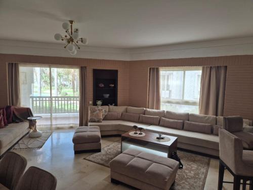 Agadir City Center Apartment | Appart Marina Agadir 2 chambres Salon