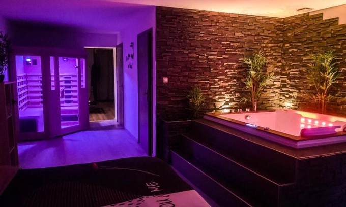 Gray Apartment | Appart' spa privatif Gray