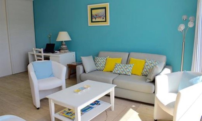 Guerande Apartment | Appart T3 Duplex 2 nd floor in residence 10 MN walk from the beaches.
