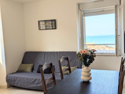 Planguenoual Apartment | Appart vue mer-au pied du chemin de randonnée " Bassan"