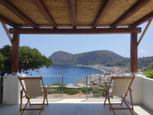 Canneto House | Appartamento con giardino e vista panoramica