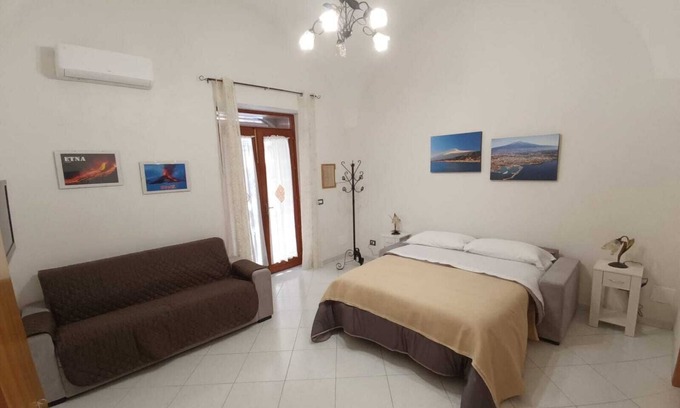 Pedara Apartment | Appartamento Fino a 5 Posti Letto, Dotato di Ogni Confort. Wi-fi Gratuito