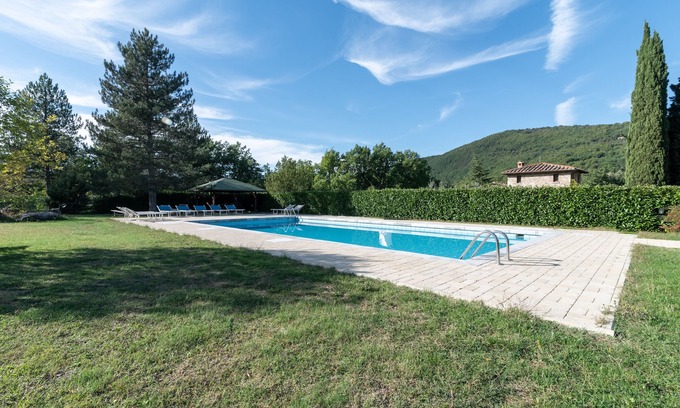 Chiusi della Verna Other | Appartamento Falco Piccolo with Hills View, Pool, Garden & Wi-Fi