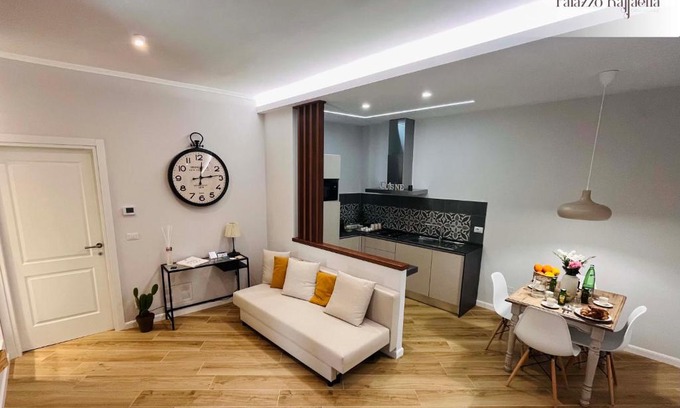 Castel Sant'Elia Apartment | Appartamento Palazzo Raffaella
