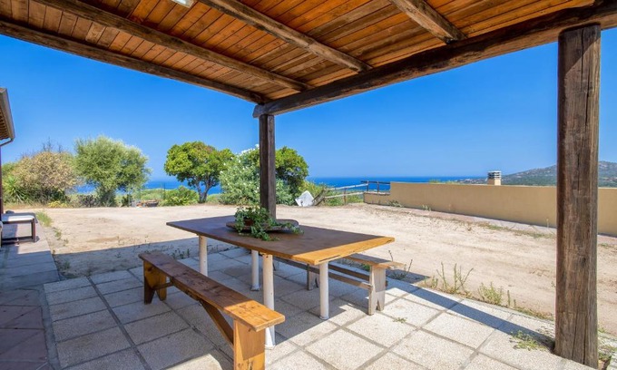 Paduledda Apartment | Appartamento Panoramico Isola Rossa