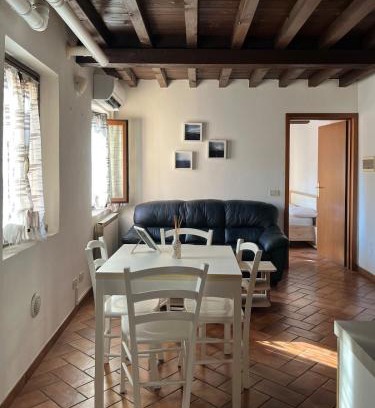 Campogalliano Apartment | Appartamento Piazza Castello