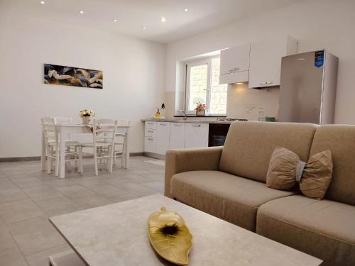 Forio Apartment | Appartamento Raffaele