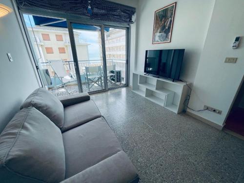 Faro Apartment | Appartamento Saturno n. 18 - vista mare - 4° piano con ascensore