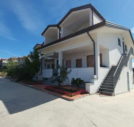 Foce Varano Apartment | Appartamento Tra Mare E Lago