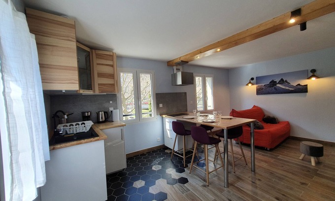 Pontamafrey-Montpascal Apartment | Appartement 40m² Avec Jardin, Calme, Pied des Cols!