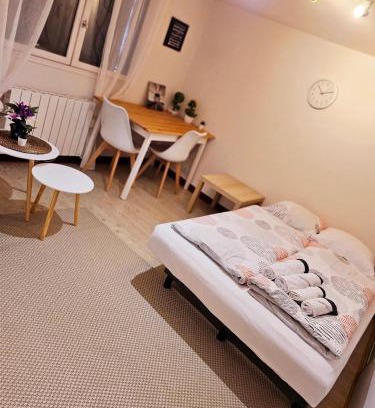 Orsay Apartment | Appartement à proximité de la Gare du RER B Le Guichet ,Paris Saclay