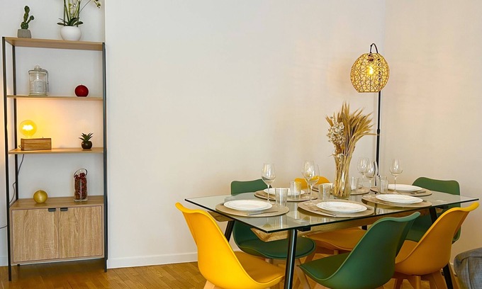 Montrouge Apartment | Appartement 75 m2 Montrouge 3 Pieces/1 à 8 Couchages Paris 14e Porte D'orléans
