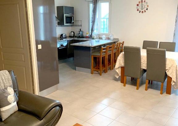 Bagnolet Apartment | Appartement de 2 chambres avec terrasse et wifi a Bagnolet