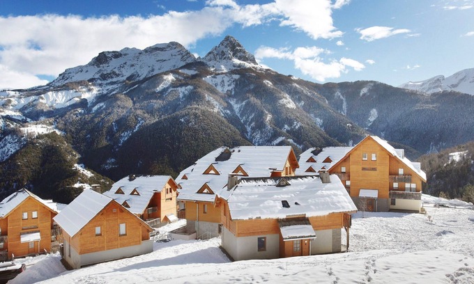 Pra Loup Condo | Appartement de Montagne avec un Balcon !