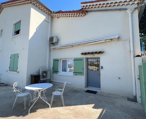 Mandelieu-La-Napoule Apartment | Appartement fonctionnel