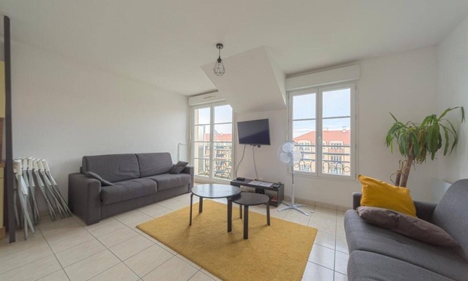 Bussy-Saint-Georges Apartment | Appartement - Le Mendes - 10 Min. Disney