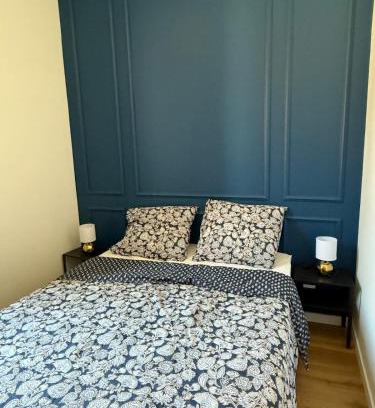 Charleville-Mezieres Apartment | Appartement centre ville avec extérieur