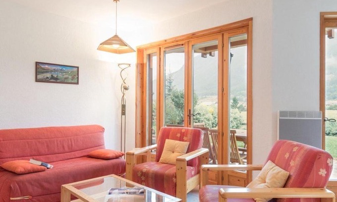 Monetier-les-Bains Apartment | Appartement familial 4 pièces, terrasse, proche pistes - FR-1-330F-135