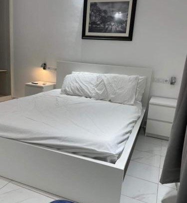 Lome Apartment | Appartement meublé chambre salon