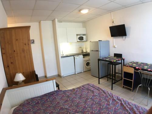 Gien Apartment | Appartement meublé n°3 - 15 min Dampierre - 25 min Belleville - WIFI