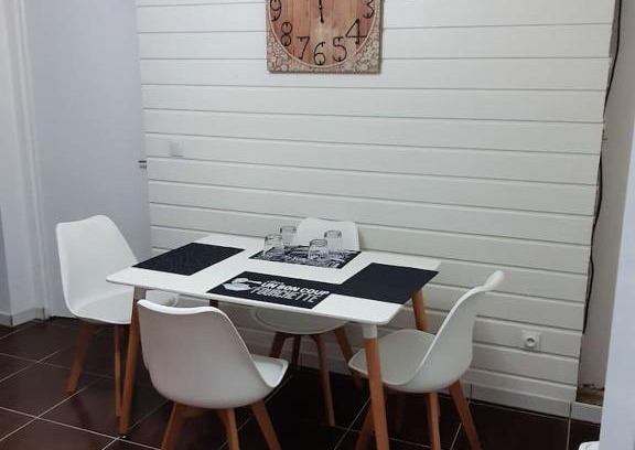 Saint-Esprit Apartment | Appartement charmant a Saint Esprit 42 m² vue montagne